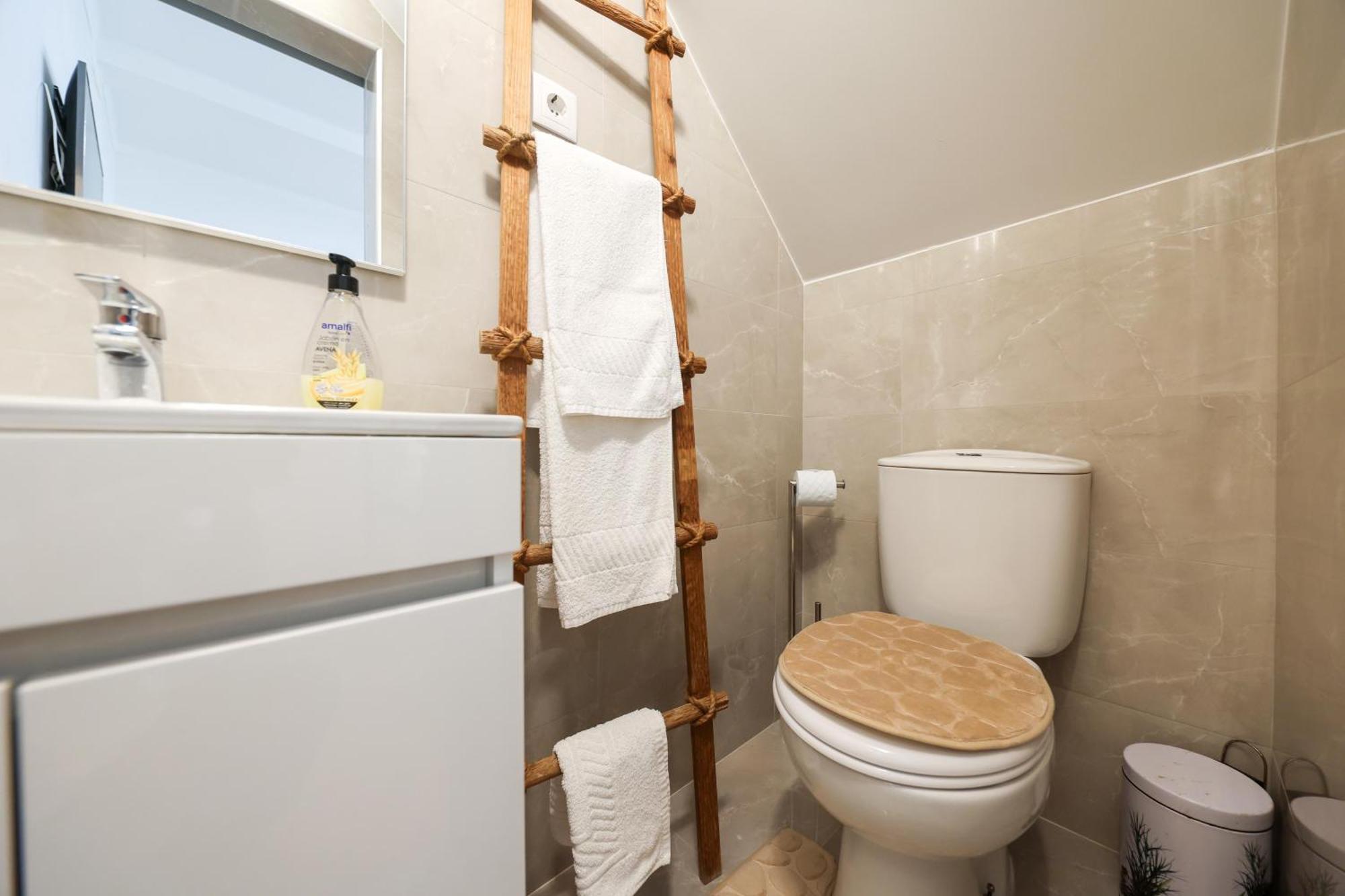 Dina Beach House Quinzico Назаре Екстериор снимка