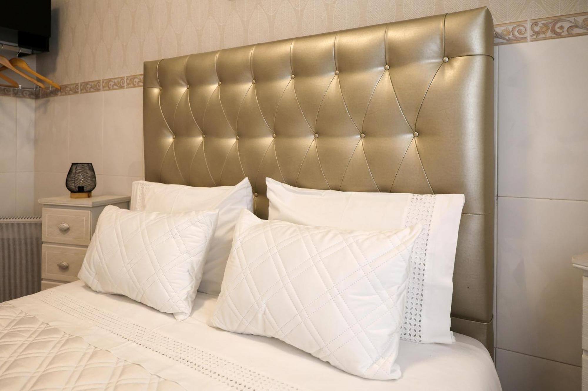 Dina Beach House Quinzico Назаре Екстериор снимка